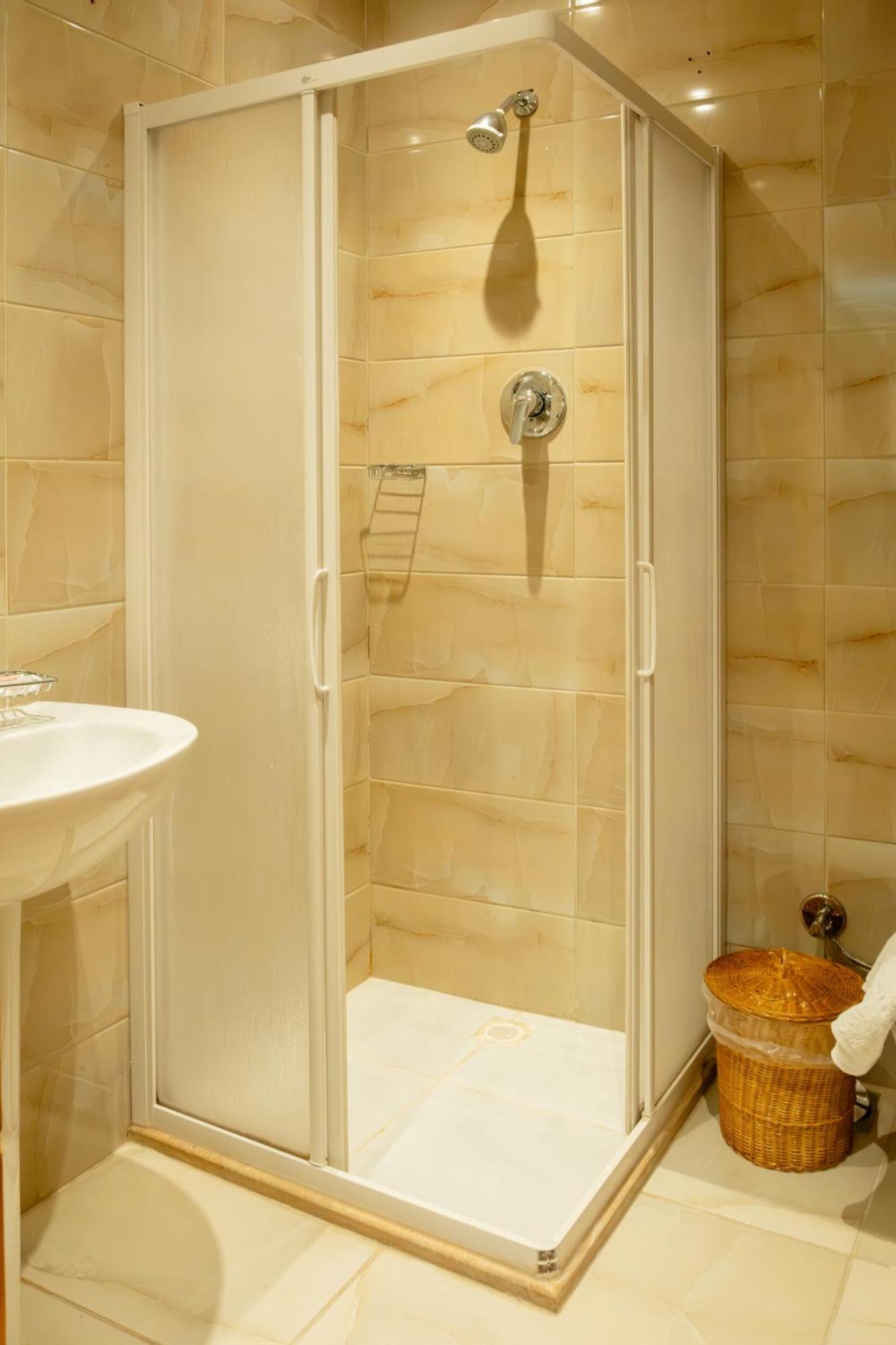 Jimmy Pyramids Hotel Kafret el-Gabal 외부 사진